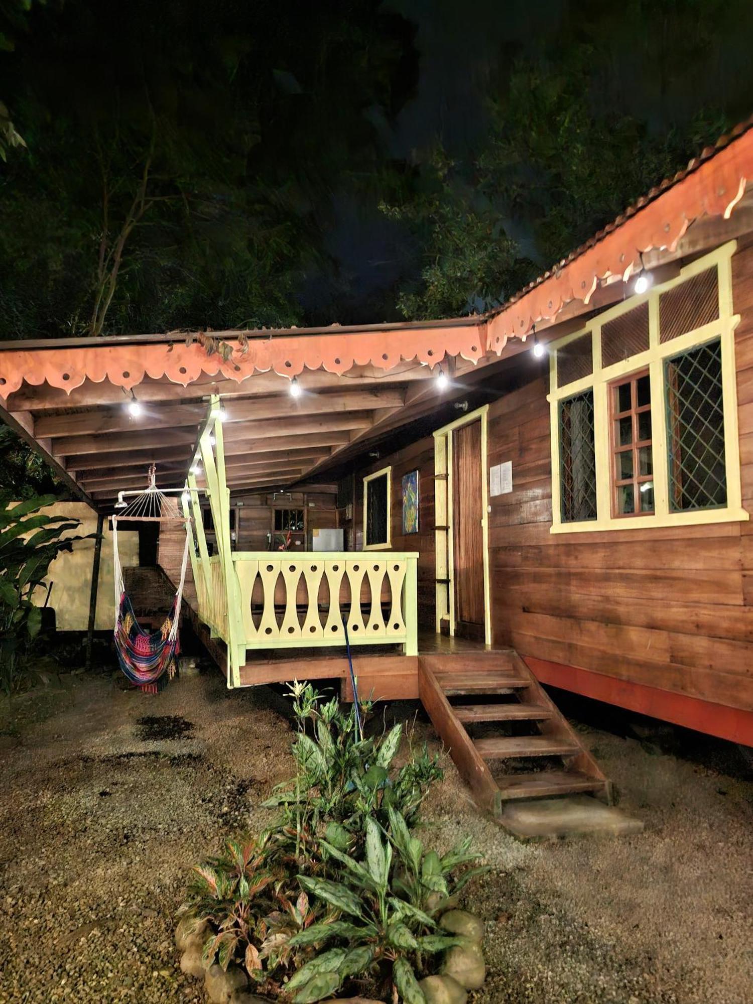הוילה Puerto Viejo de Talamanca El Jardin De Playa Negra מראה חיצוני תמונה